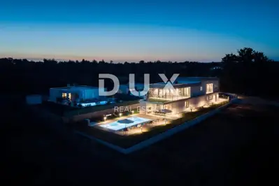 Villa 272 m², Svetvinčenat - beheizter Pool - 11