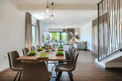 Villa 272 m², Svetvinčenat - beheizter Pool - 16