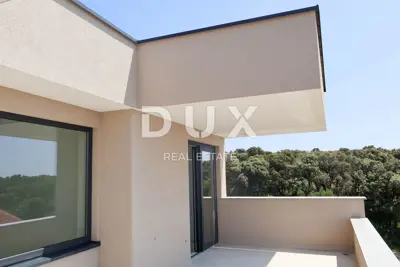 Penthouse 123 m², Jakišnica - bay view - 14