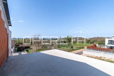 House for sale in Poreč, 215 m² - 9