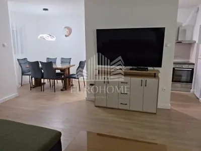 ZADAR, Bulevar- Moderan novodizajniran stan, dugorocno 90 m² - 10