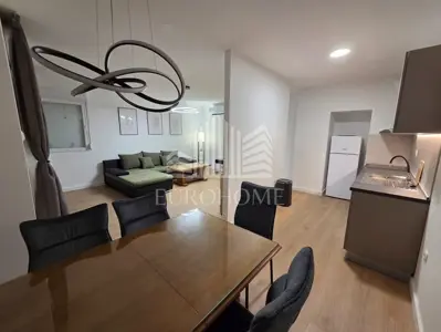ZADAR, Bulevar- Moderan novodizajniran stan, dugorocno 90 m² - 8