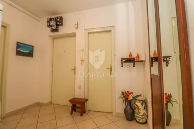 Stan u Puli, Centar - 300 m od mora i 3 balkona - 9
