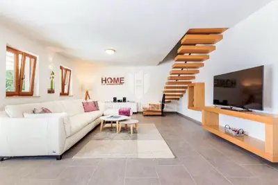 Haus zum Kauf in Veprinac, 200 m² - 14