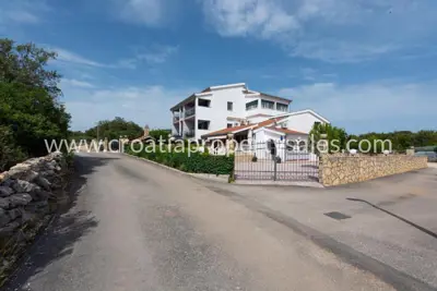 Apartmenthaus 570 m², Trogir - 6 Wohnungen in Meeresnähe - 2