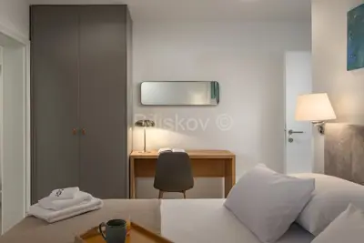 Vila 150 m², Splitska na Braču, bazen i mirna lokacija - 13