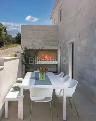 Vila 150 m², Splitska na Braču, bazen i mirna lokacija - 6