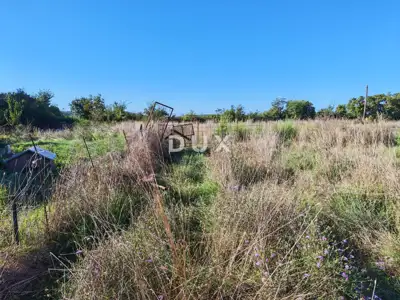 Land plot for sale in Pomer - 8