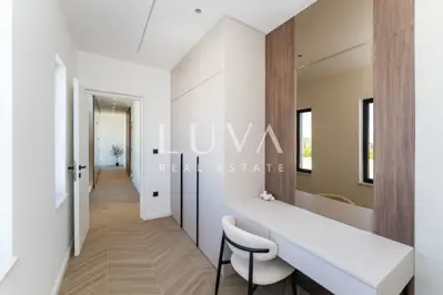 Sukošan, moderne Villa 250 m² mit Pool, zur Miete - 16