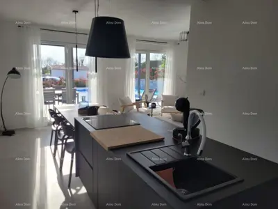 Kuća 130 m², Svetvinčenat - grijani bazen i terasa - 10