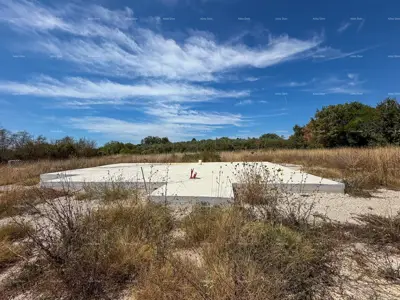 Building plot 823 m², Busoler - building permit - 9