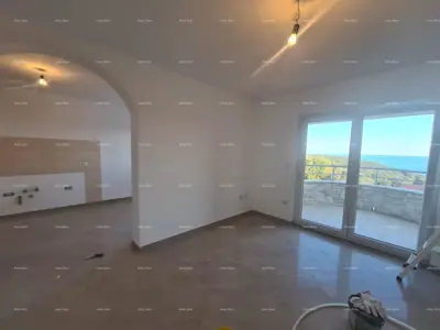 Zu verkaufen: Charmante Wohnung 60 m², Duga Uvala – Meerblick