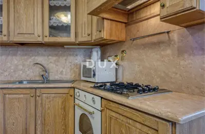 Apartment 75.4 m², Rovinj - old town, sea view - 4