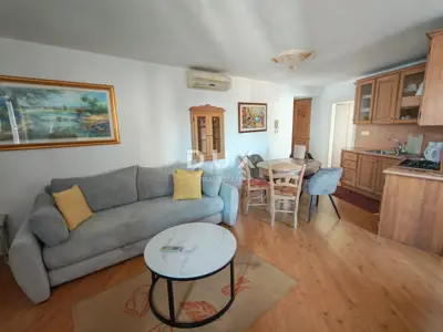 Apartment 75.4 m², Rovinj - old town, sea view - 2