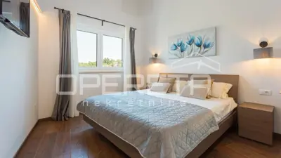 Istria, Poreč surroundings - modern semi-detached house with pool - 15