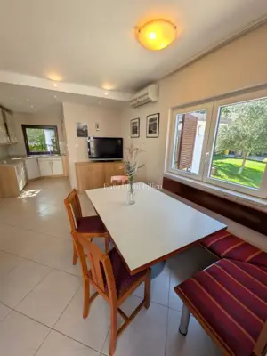 Kuća 120 m², Malinska, pogled na more - 12