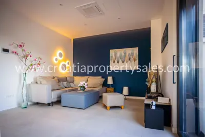 Kuća, Trogir, 183 m², 950 000 € - 3