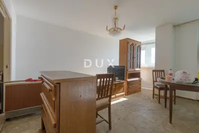 Wohnung 61,65 m², Šibenik - Baldekin, Loggia und 2 Schlafzimmer