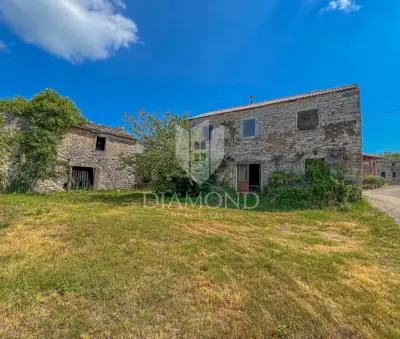 Kamena kuća 90 m², Oprtalj okolica - pogled na krajolik