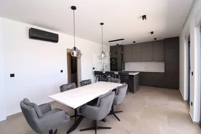 Haus zum Kauf in Poreč, 98,1 m² - 2