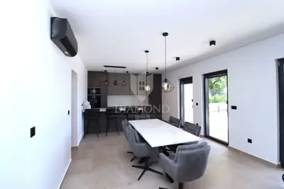 Haus zum Kauf in Poreč, 98,1 m² - 8