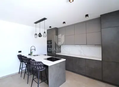 Haus zum Kauf in Poreč, 98,1 m² - 3
