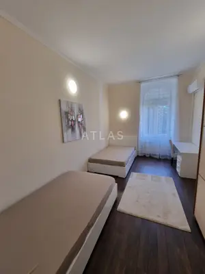 Rijeka, centar | prostrani stan u centru grada - 11