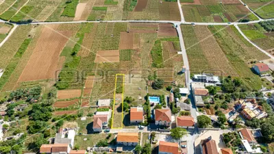 Grundstück 551 m², Lumbarda - 280 m vom Meer - 3