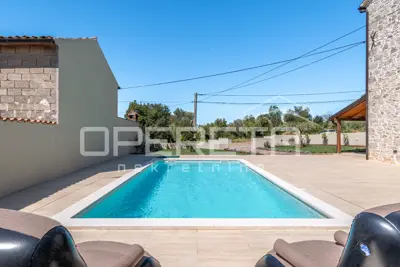 Steinhaus, Umgebung von Poreč, Pool und Meerblick - 3