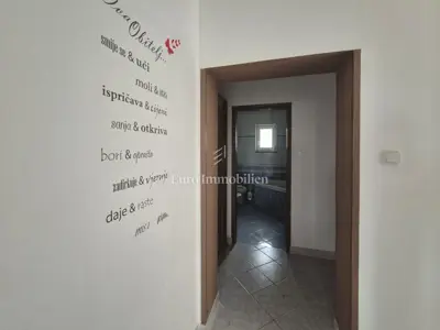 Apartment 79 m², Poreč - 2 bedrooms, balcony and terrace - 8