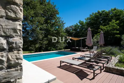 House for sale in Labin, 183 m²