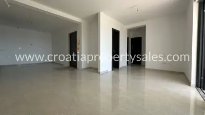 Apartment 67 m², Šibenik - garden, garage and 2 bedrooms - 4