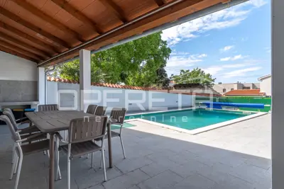 Istra, Pula - terraced house with pool - 3