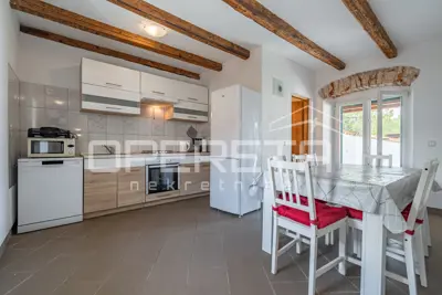 Istra, Pula - terraced house with pool - 8