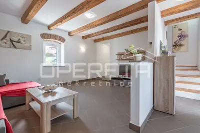 Istra, Pula - terraced house with pool - 7