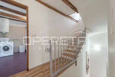 Istra, Pula - terraced house with pool - 10