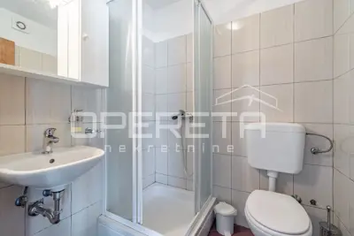Istra, Pula - terraced house with pool - 11