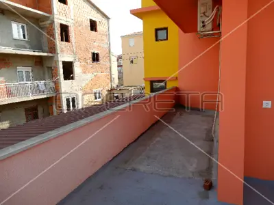 Poslovno-stambeni objekt 710 m², Split Brda, 4 etaže - 18