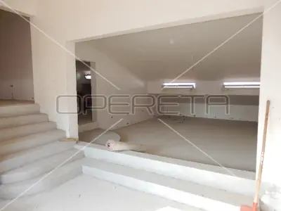 Poslovno-stambeni objekt 710 m², Split Brda, 4 etaže - 20