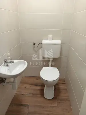 Haus 200 m², Pisarovina - Velika Jamnička, gepflegtes Anwesen - 13