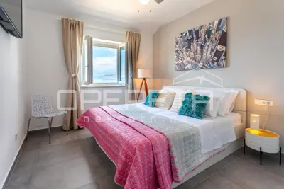 Vila 8.000 m², Supetar na Braču, panoramski pogled na more - 20