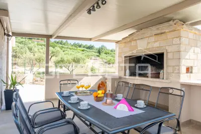 Vila 8.000 m², Supetar na Braču, panoramski pogled na more - 12