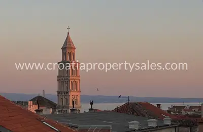 Apartment 140 m², Split center - next to Diocletian's Palace