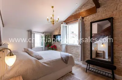 Apartment 140 m², Split center - next to Diocletian's Palace - 13