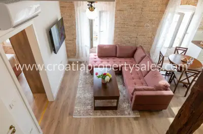 Apartment 140 m², Split center - next to Diocletian's Palace - 18