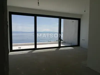 Luksuzna rezidencija, savršen pogled, 3 stana - 9