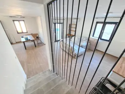 Kuća s bazenom! Blizina Medulina! Pomer. - 14