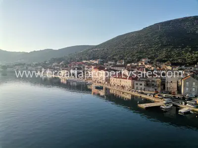 Wohnung 43 m², Otok Vis - Altstadtzentrum