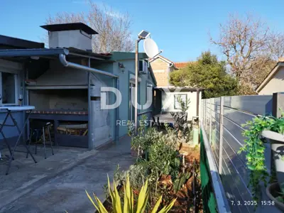 Haus 74 m², Pavićini - 2 km vom Strand - 11