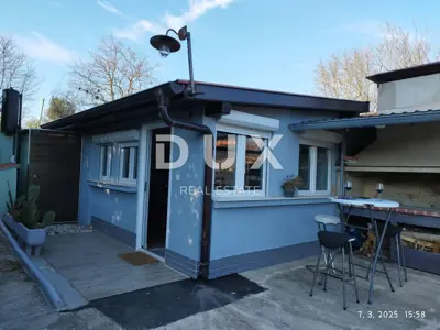 Haus 74 m², Pavićini - 2 km vom Strand - 10